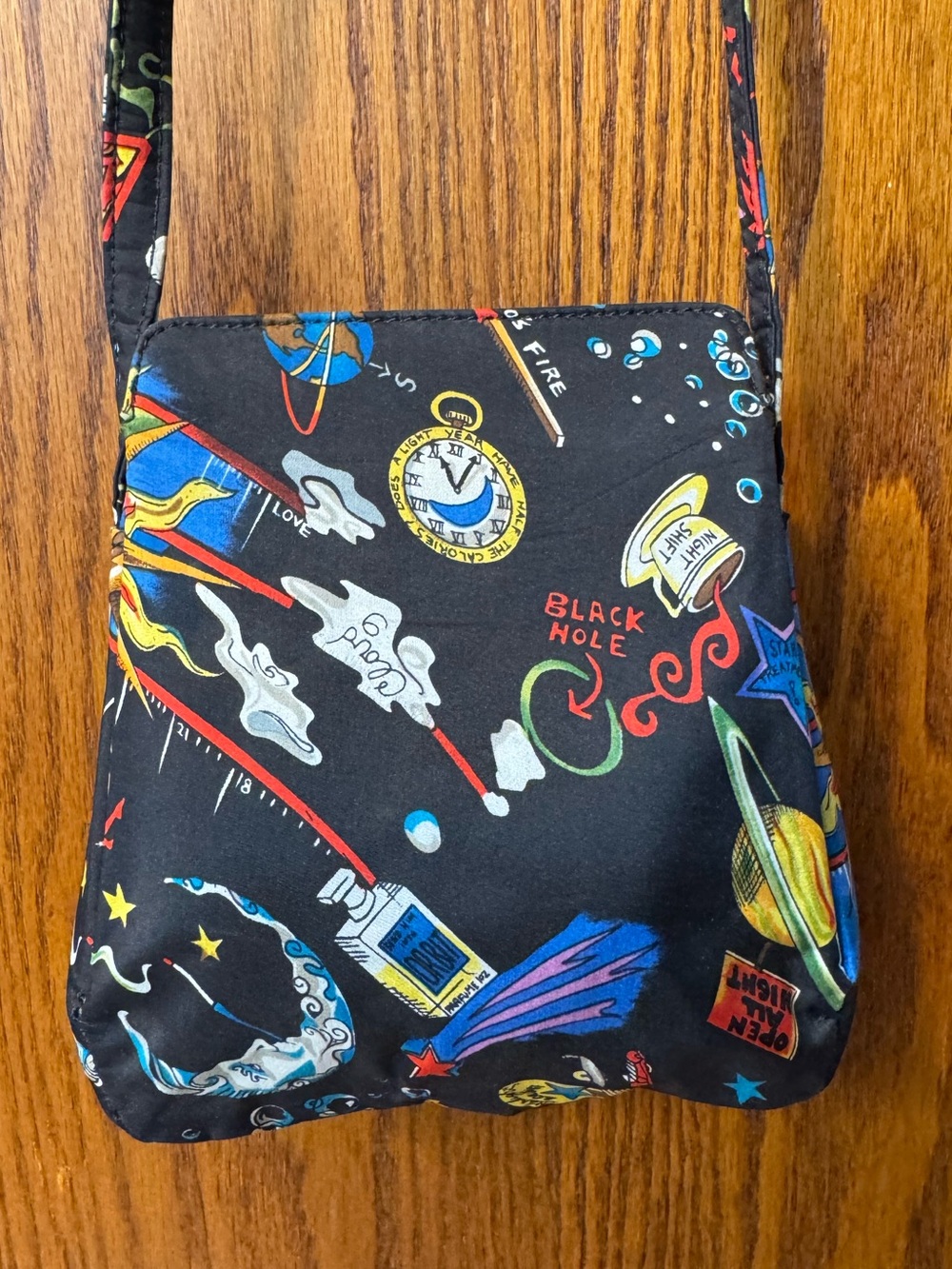 RARE! VINTAGE 1990’s Nicole Miller Black Silk Novelty Print Crossbody Purse